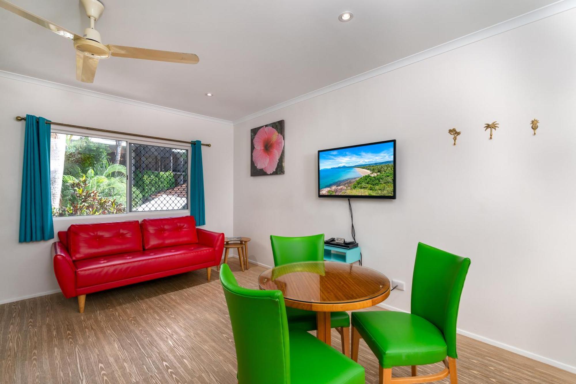 Port Douglas Motel Εξωτερικό φωτογραφία