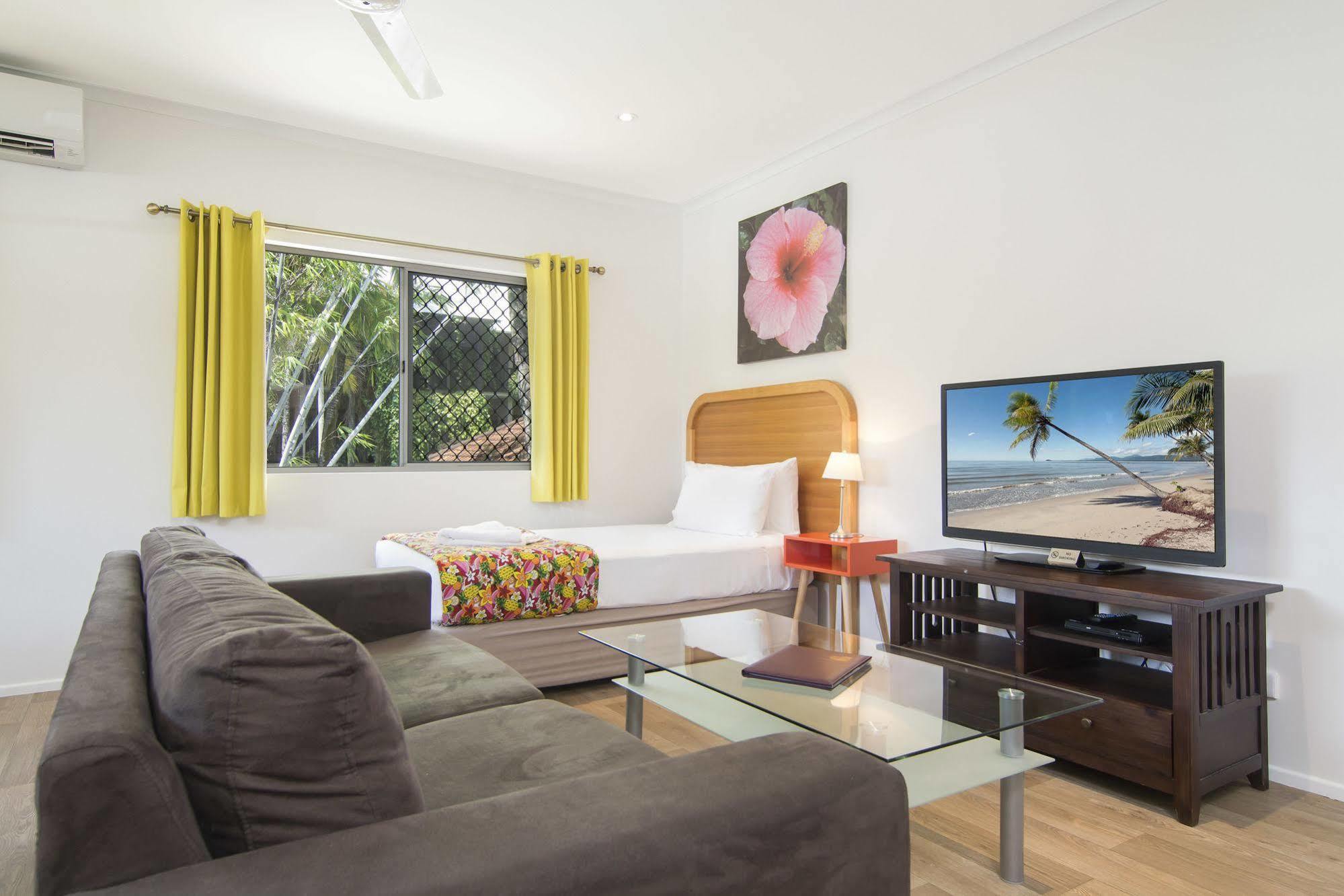 Port Douglas Motel Εξωτερικό φωτογραφία